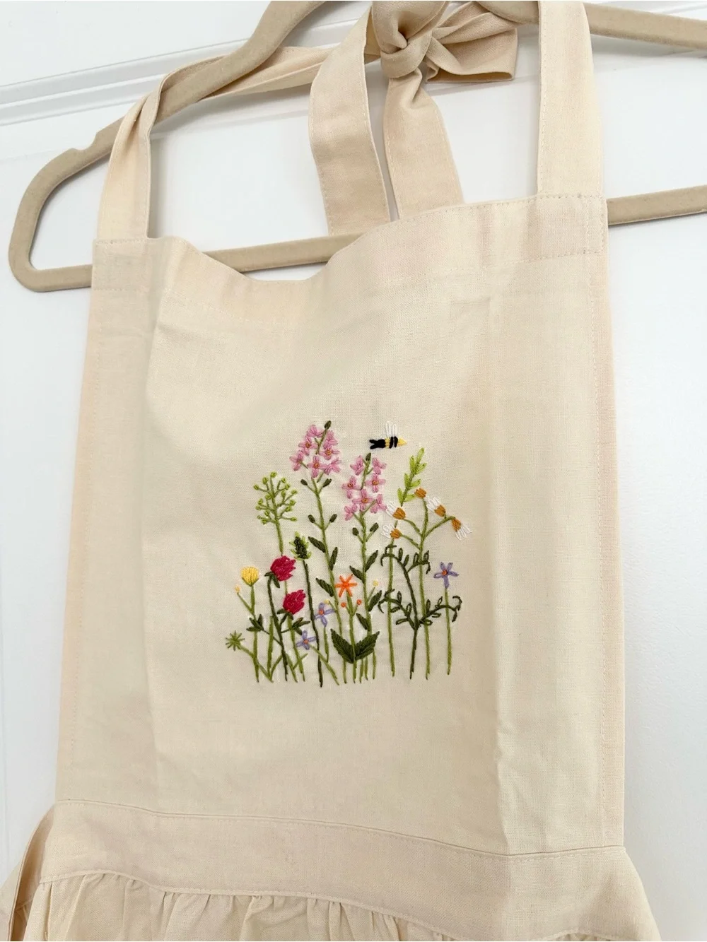 Floral Hand-Embroidered Cream Apron With Wildflower Garden / Bee Motif